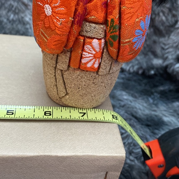 Traditional Japanese Doll with Orange Kimono - Picture 15 of 16